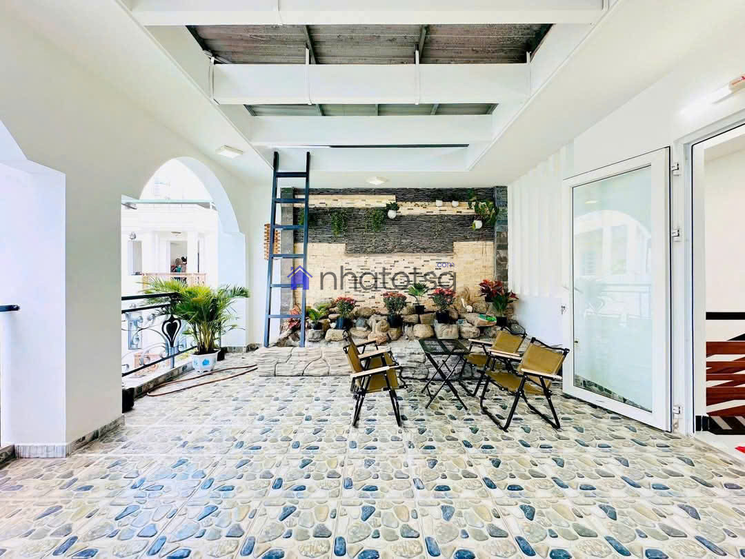 Hẻm ô tô thông thoáng, khu dân cư an ninh