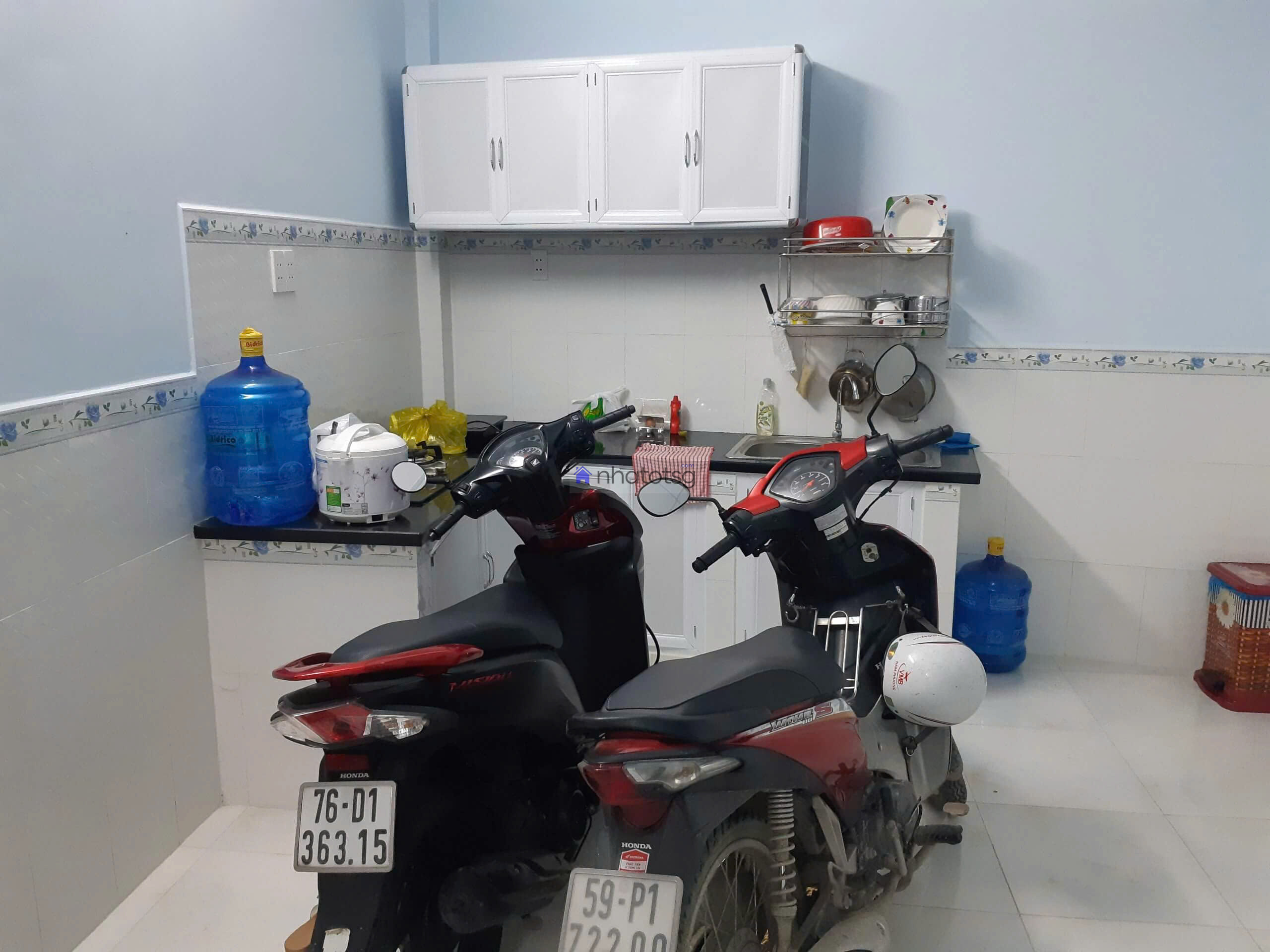 Quang Trung trung tâm Gò Vấp hướng đông nam, có sân để xe + hẻm ba gác