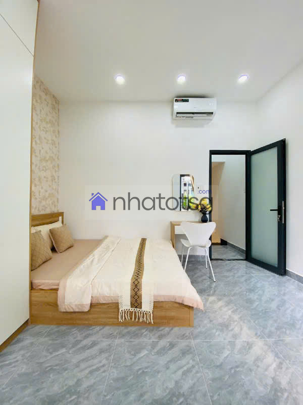 Quang Trung, gần ngã 5 Gò Vấp, tiện ích đầy đủ.