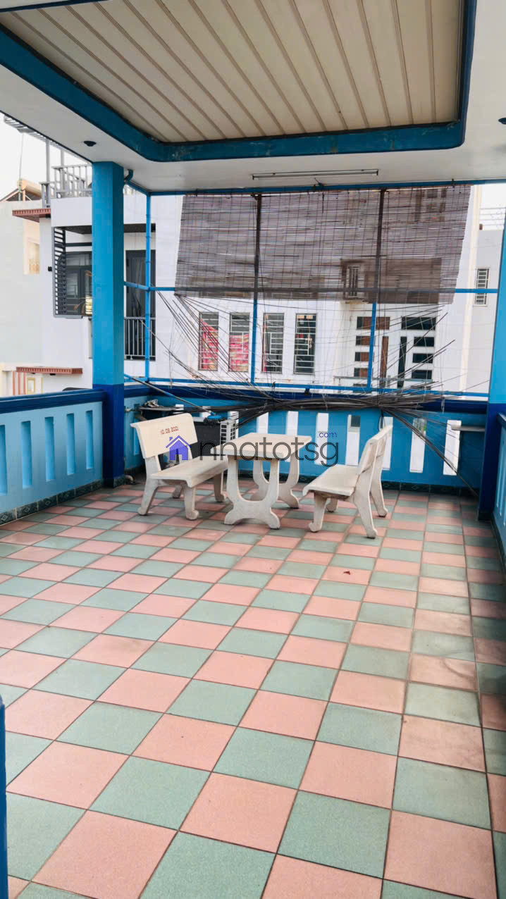 Chính chủ bán nhà 2 mặt tiền 3 lầu 1 sân thượng 11 tỉ Gò Vấp