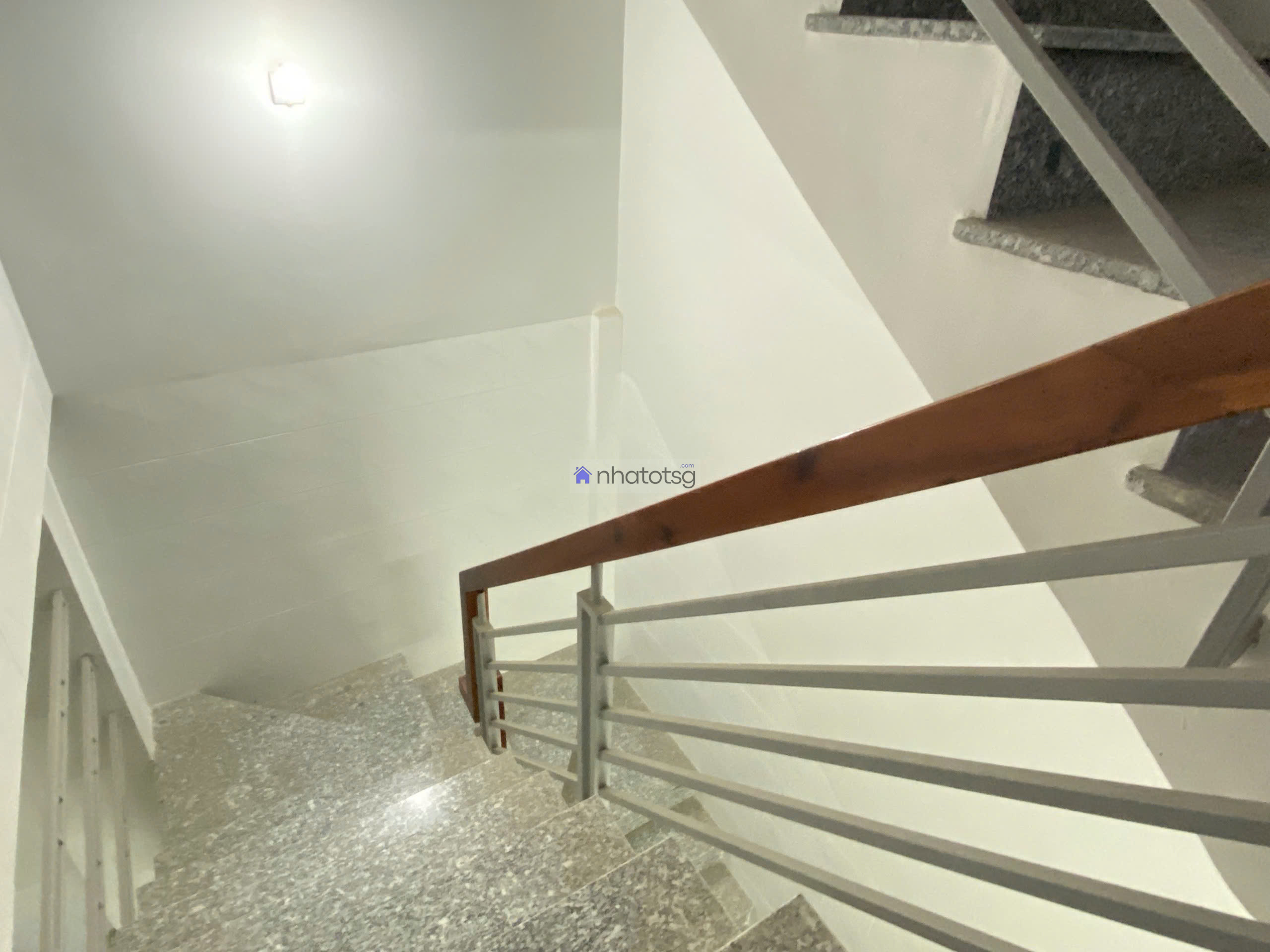 TIỆN KINH DOANH CĂN HỘ DỊCH VỤ 10 PN 6WC