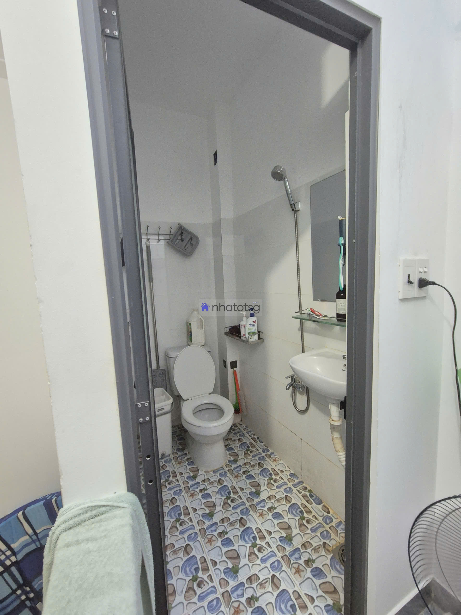 Huỳnh Văn Chính Tân Phú 1 trệt 2 lầu 2 pn