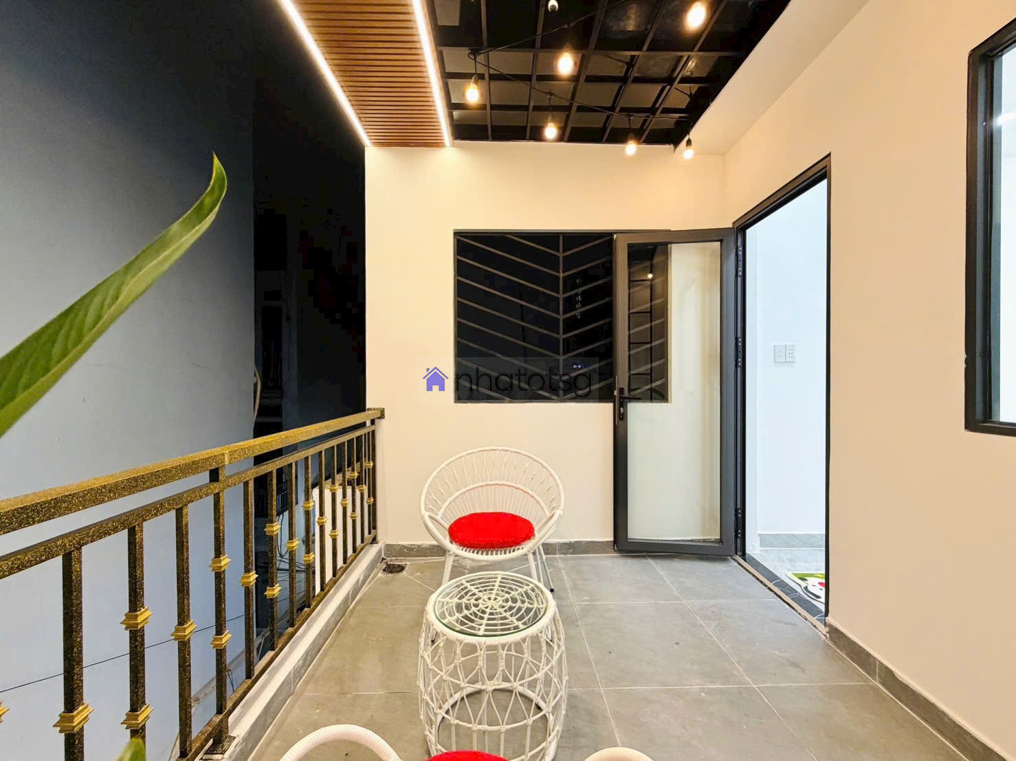 Bùi Quang Là, full nội thất, dọn vào ở ngay.