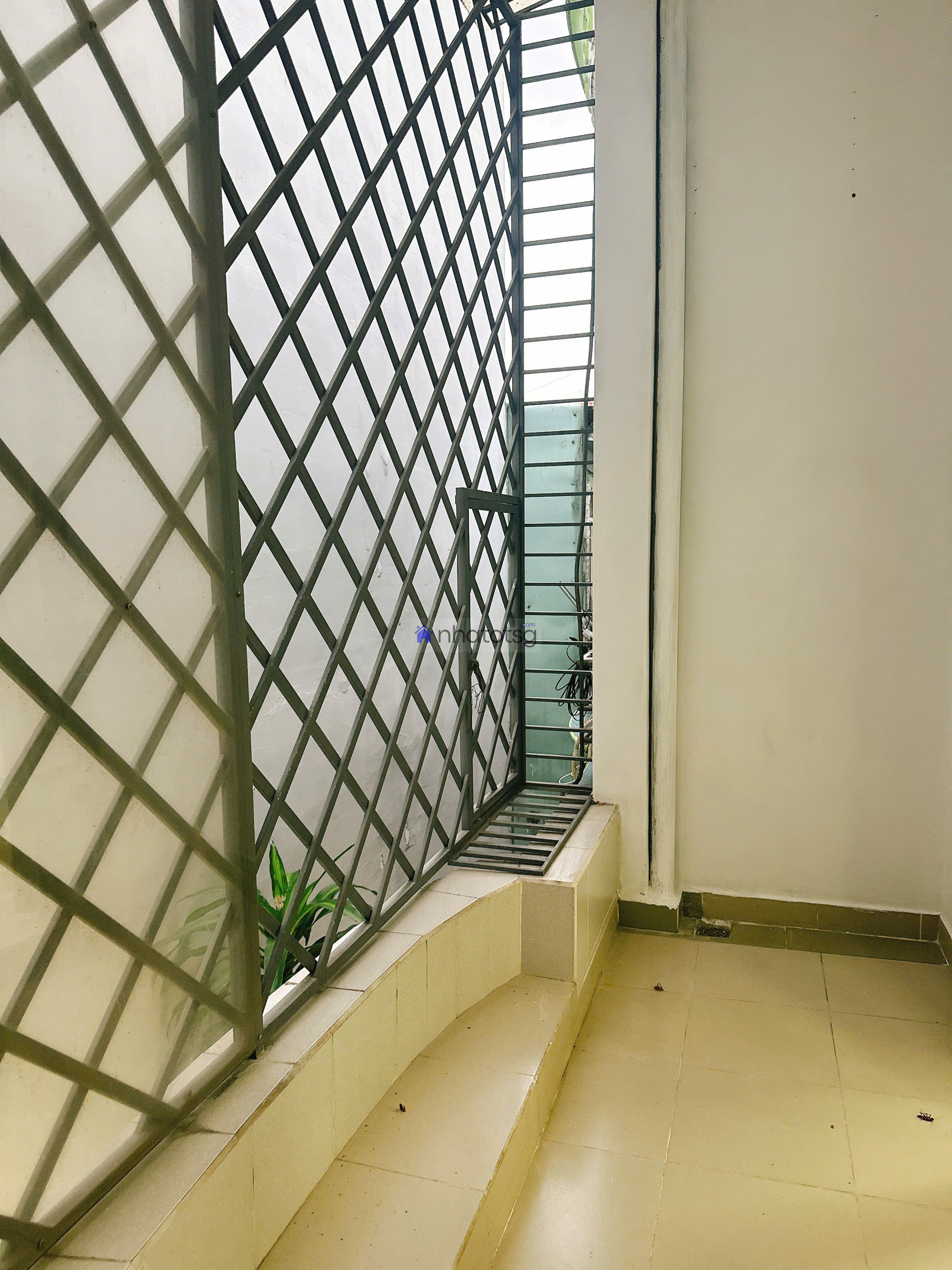 Nhà mới Nguyễn Duy Cung. Khu Dân Trí Cao, An Ninh, Yên Tĩnh.