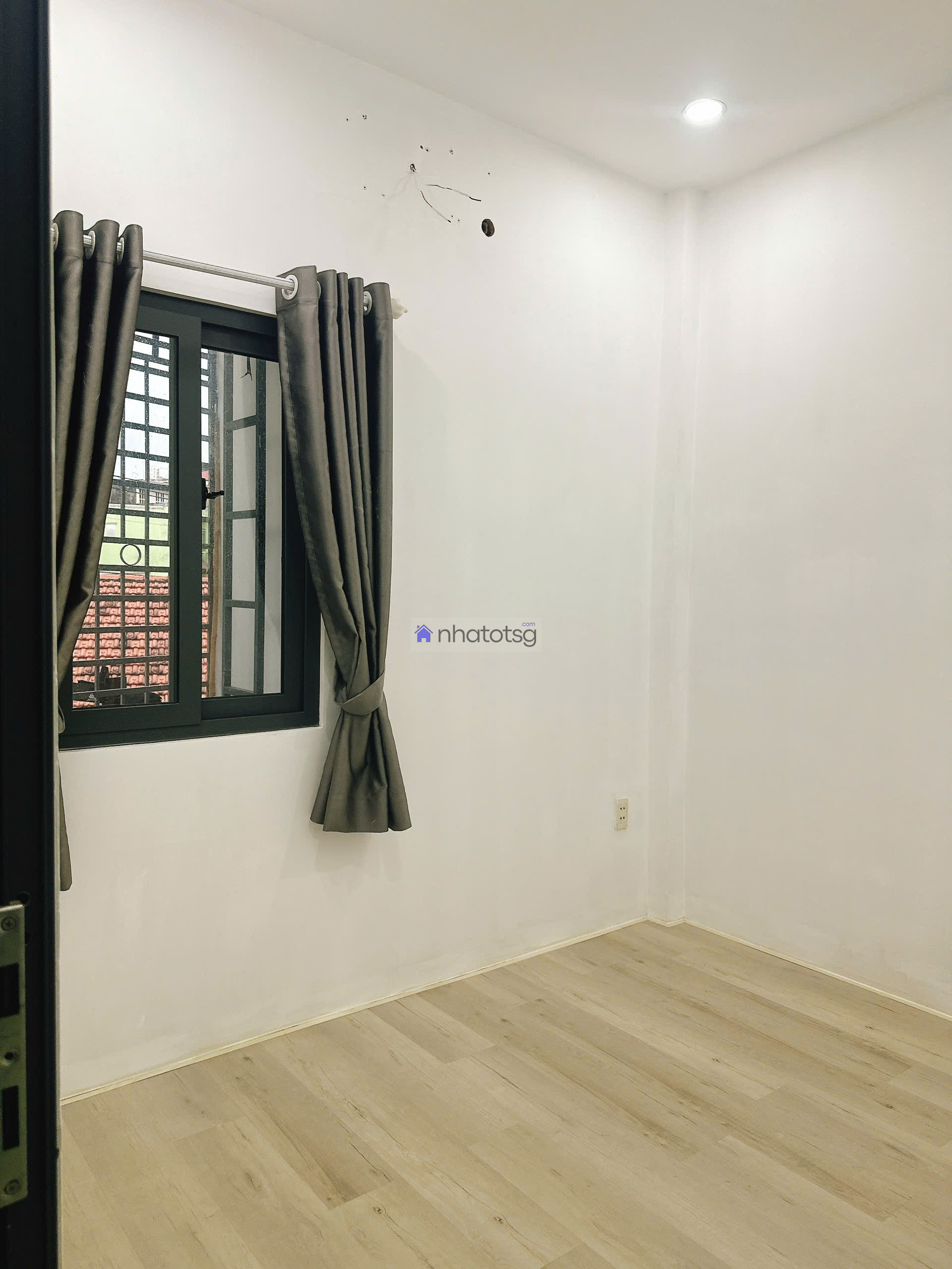 Nhà mới Nguyễn Duy Cung. Khu Dân Trí Cao, An Ninh, Yên Tĩnh.