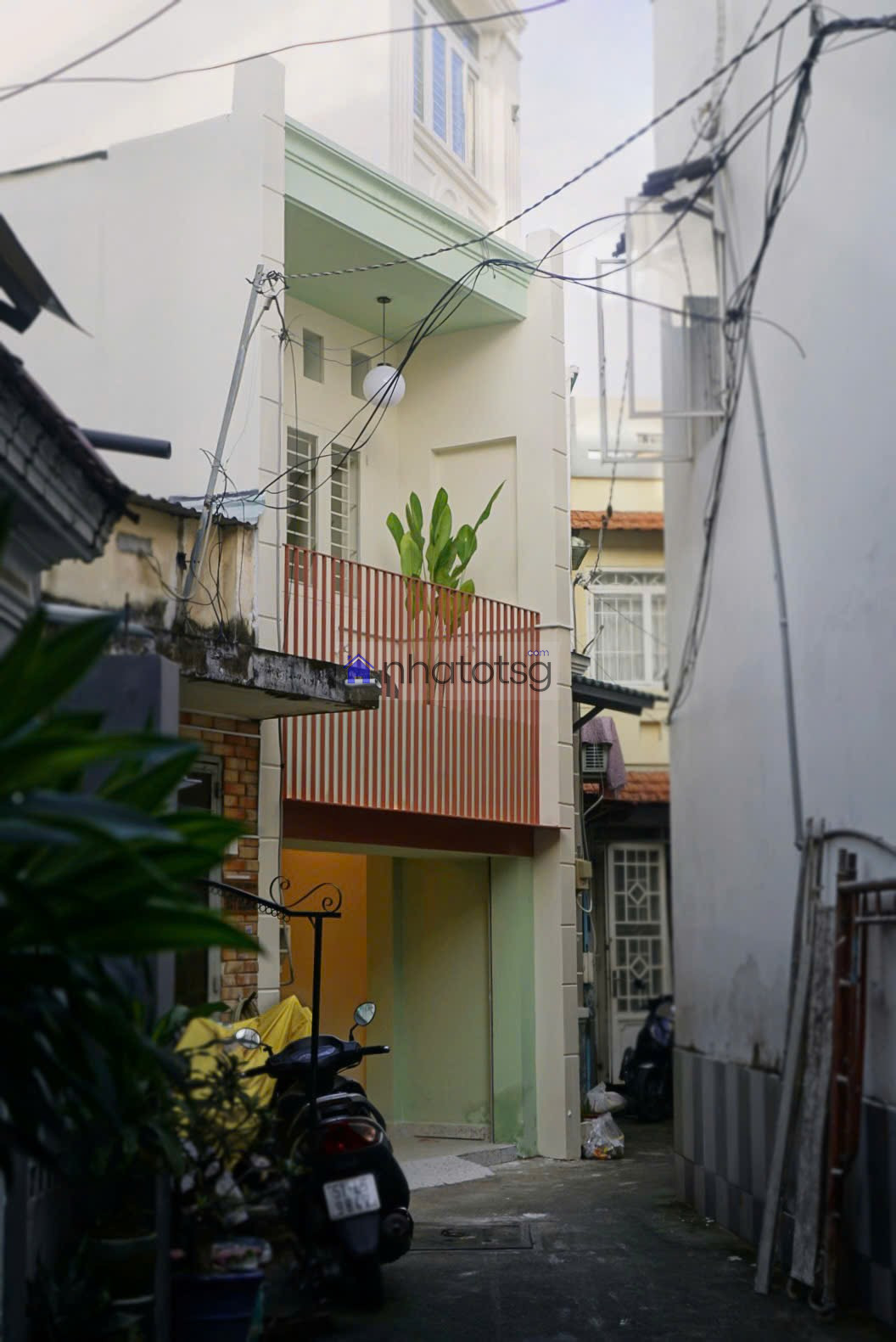 Khu trung tâm, gần trục Quang Trung-Thống Nhất, hẻm yên tĩnh, 2 mặt tiền.