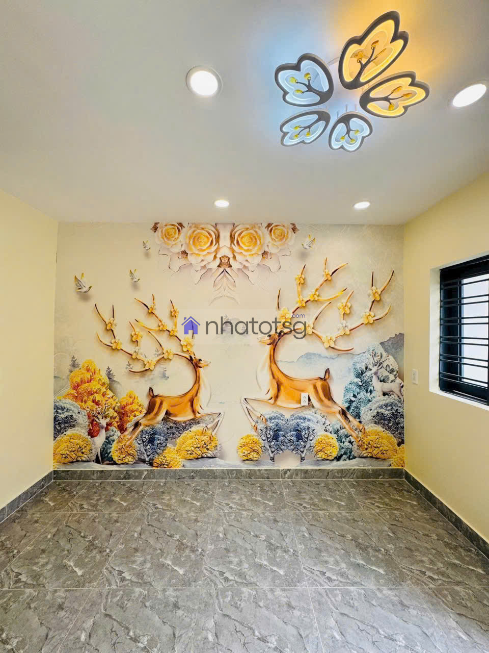 HXH Đường số 9, gần Nhà Văn Hóa Thiếu Nhi.