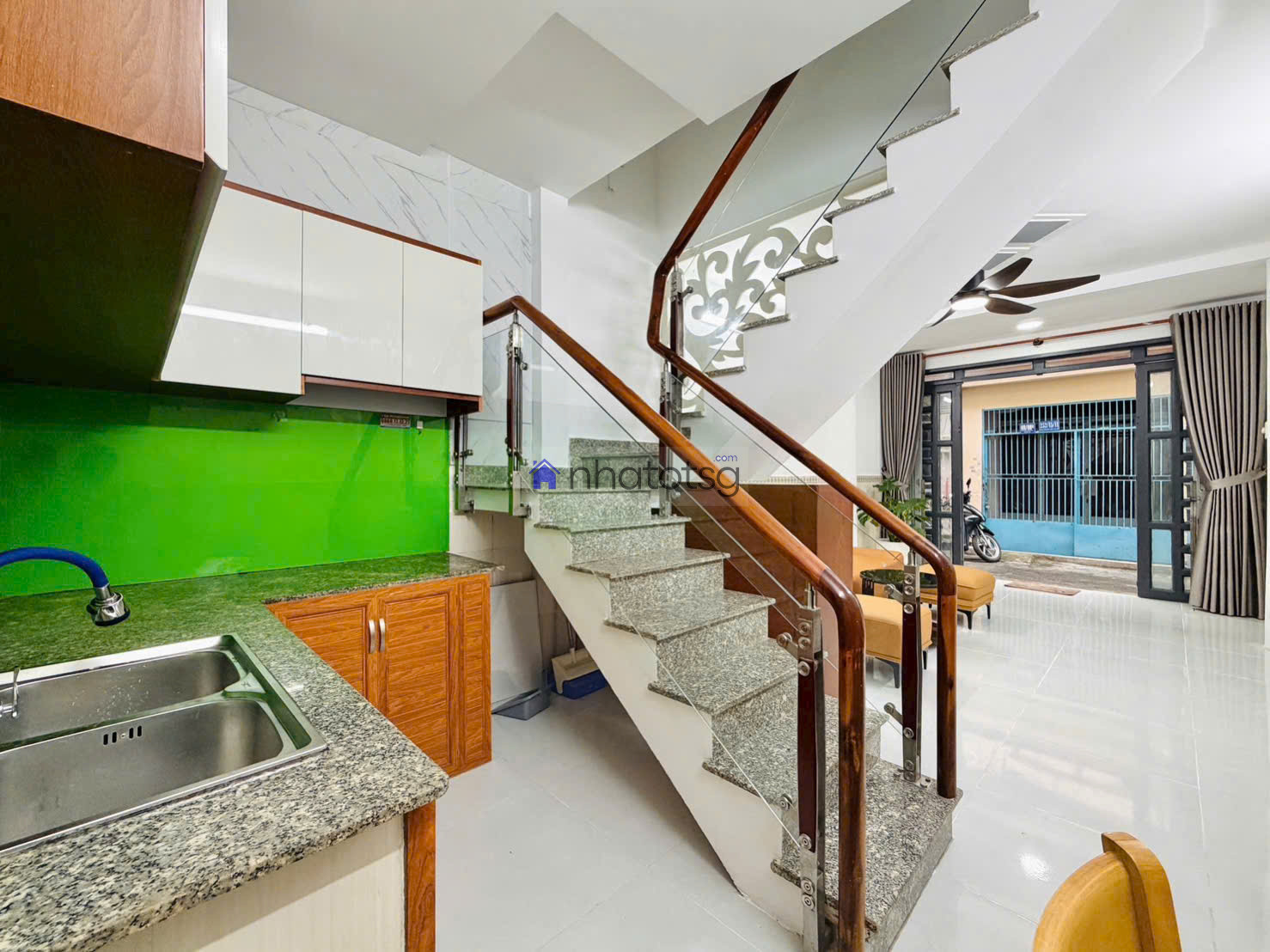 Giá 3.89 tỷ. Phạm Văn Chiêu. Hẻm 3.5m.