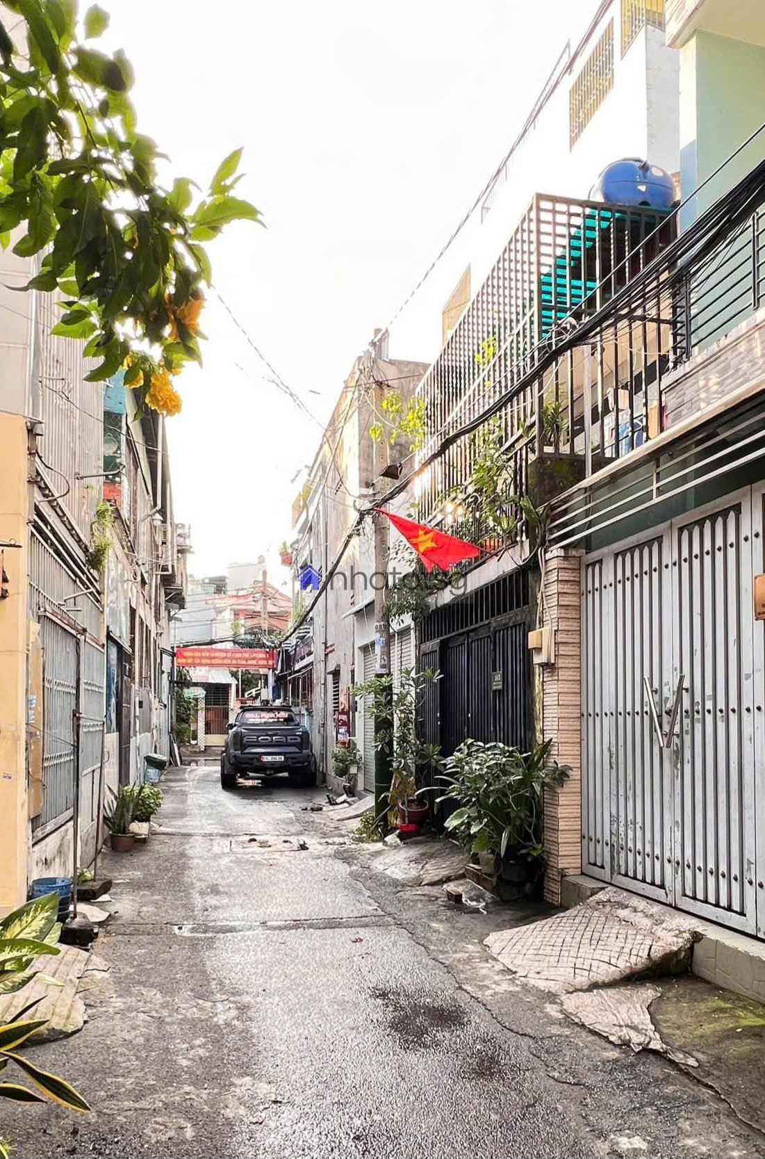 Hẻm ô tô 1 trục. Đường số 3 - CV Làng Hoa, nội thất cao cấp.