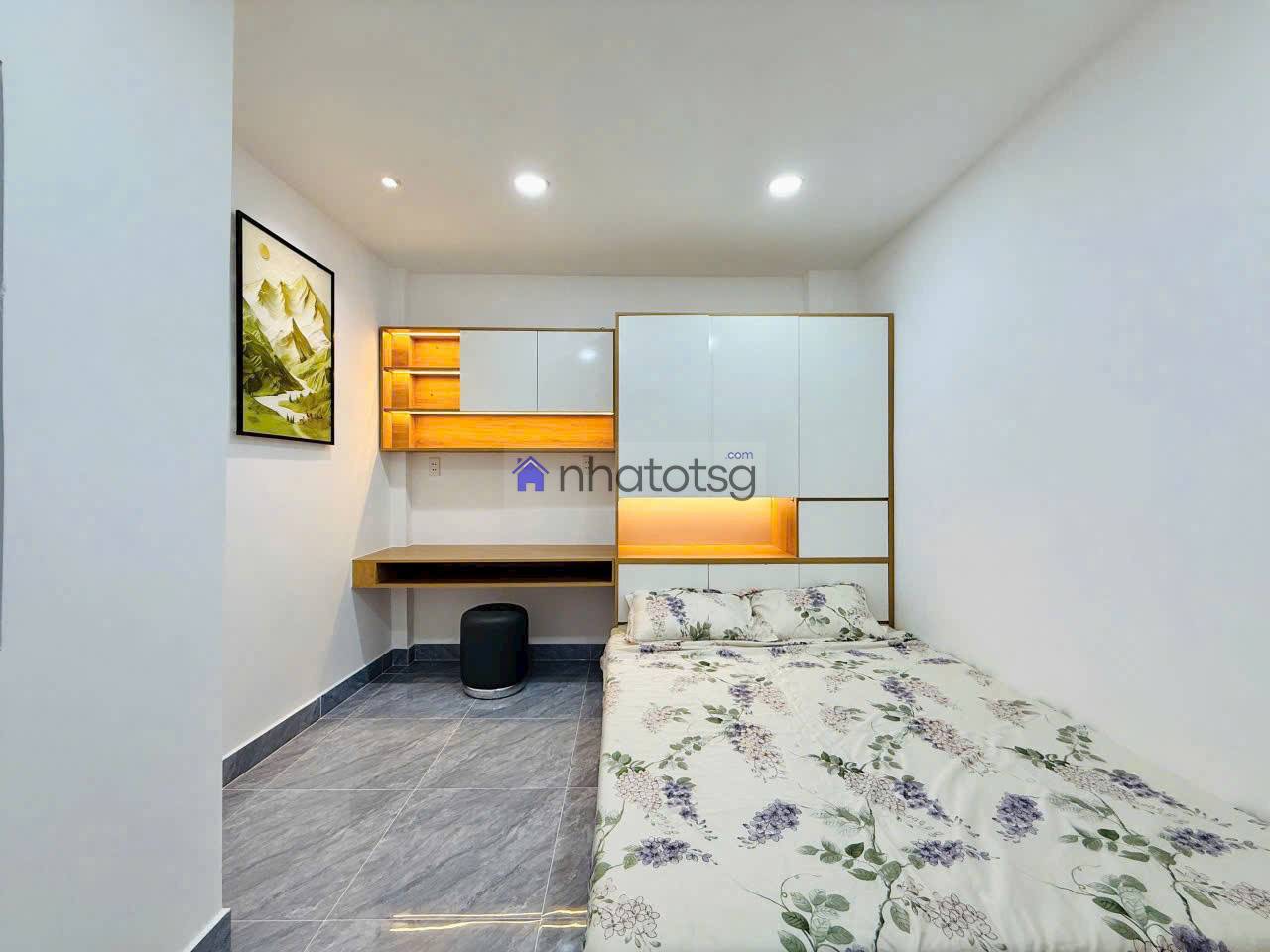 Hẻm Lê Văn Thọ 3.5m, gần chợ Hạnh Thông Tây.