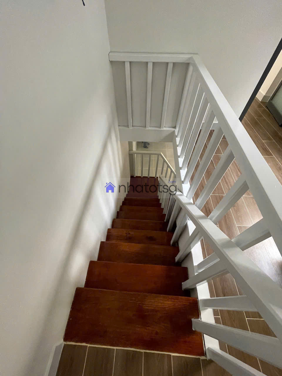 20m ra mặt tiền CMT8, ô tô sát bên nhà, gần UBND Phường , trường học Tân Bình, sân bay, bệnh viện Thống Nhất.