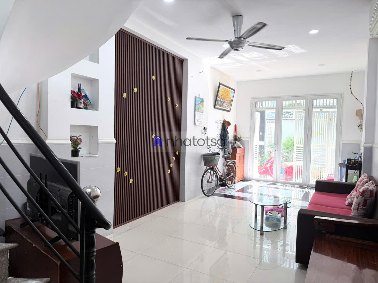 Hẻm an ninh Đỗ Hành, Trung Mỹ Tây, dân trí cao.