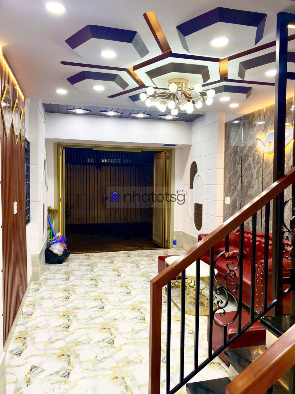 GÓC 2 MẶT TIỀN, HẺM XE TẢI đường số 10.