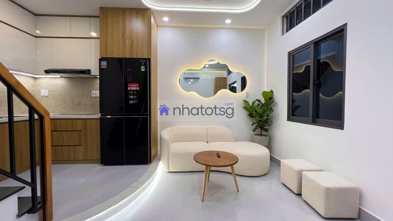 HÀNG HIẾM. Nhà 3 Tầng Phan Văn Trị đối diện Cityland.