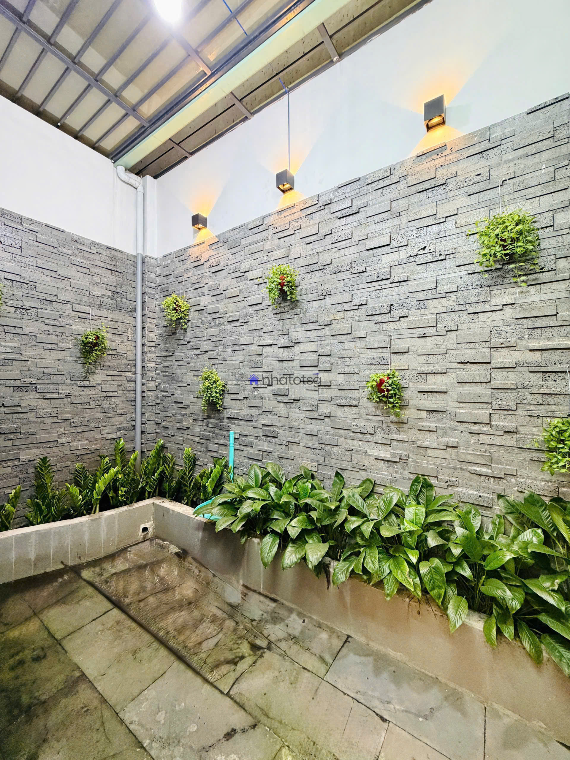 SIÊU PHẨM NHÀ 4 Tầng XE HƠI NGỦ TRONG NHÀ. Quang Trung -P.Thông Tây Hội.