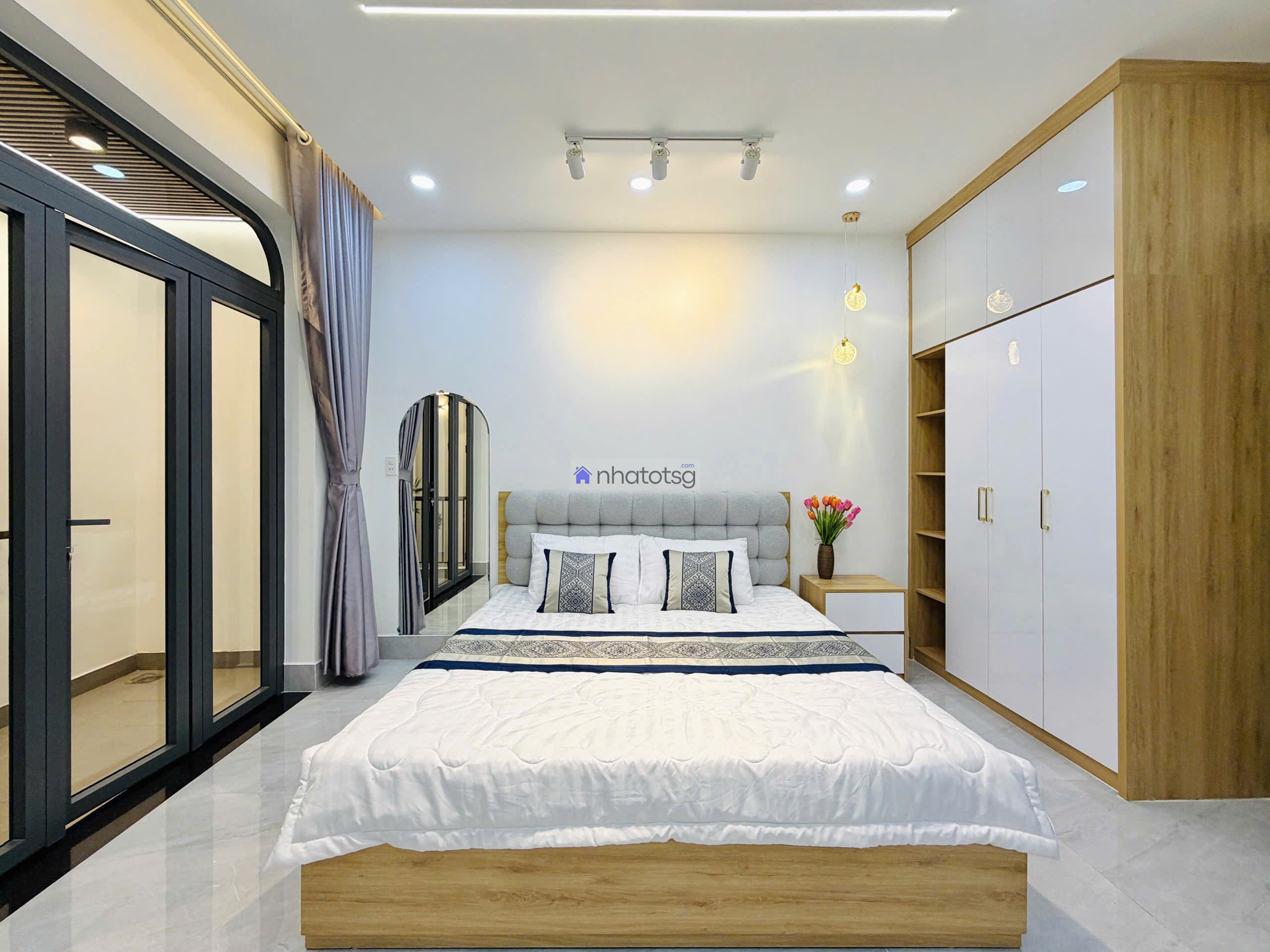 SIÊU PHẨM NHÀ 4 Tầng XE HƠI NGỦ TRONG NHÀ. Quang Trung -P.Thông Tây Hội.