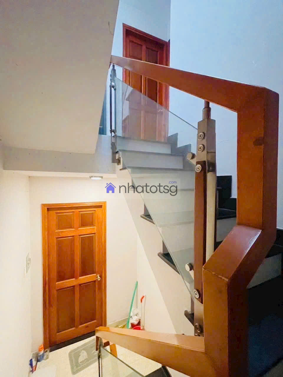 HẺM TRƯỚC NHÀ 5M. NGAY BV175 - SÂN BAY.