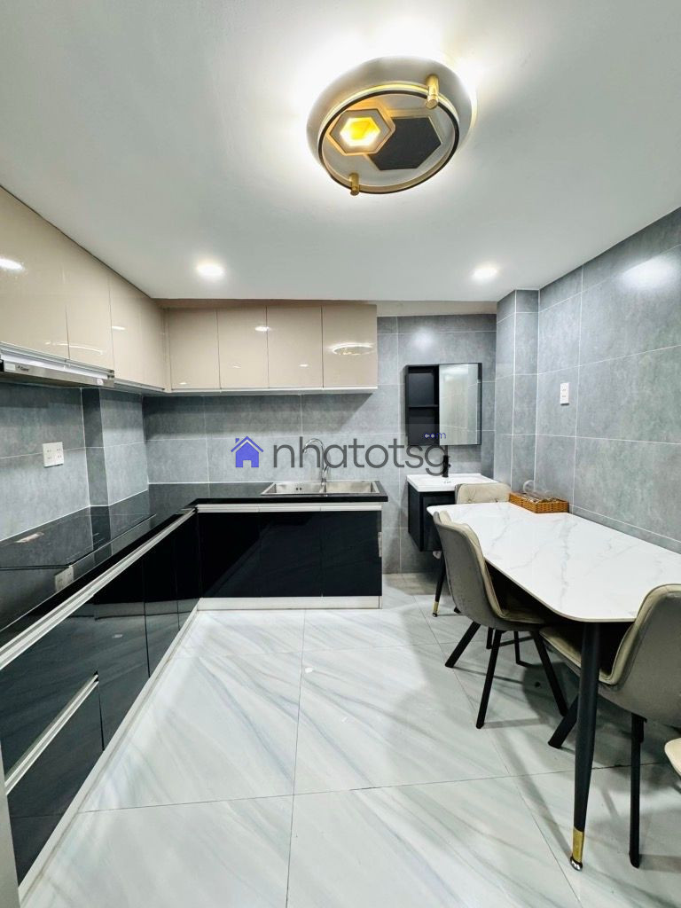 HẺM XE HƠI THÔNG - 5 TẦNG BTCT - SÁT MẶT TIỀN - FULL NỘI THẤT.