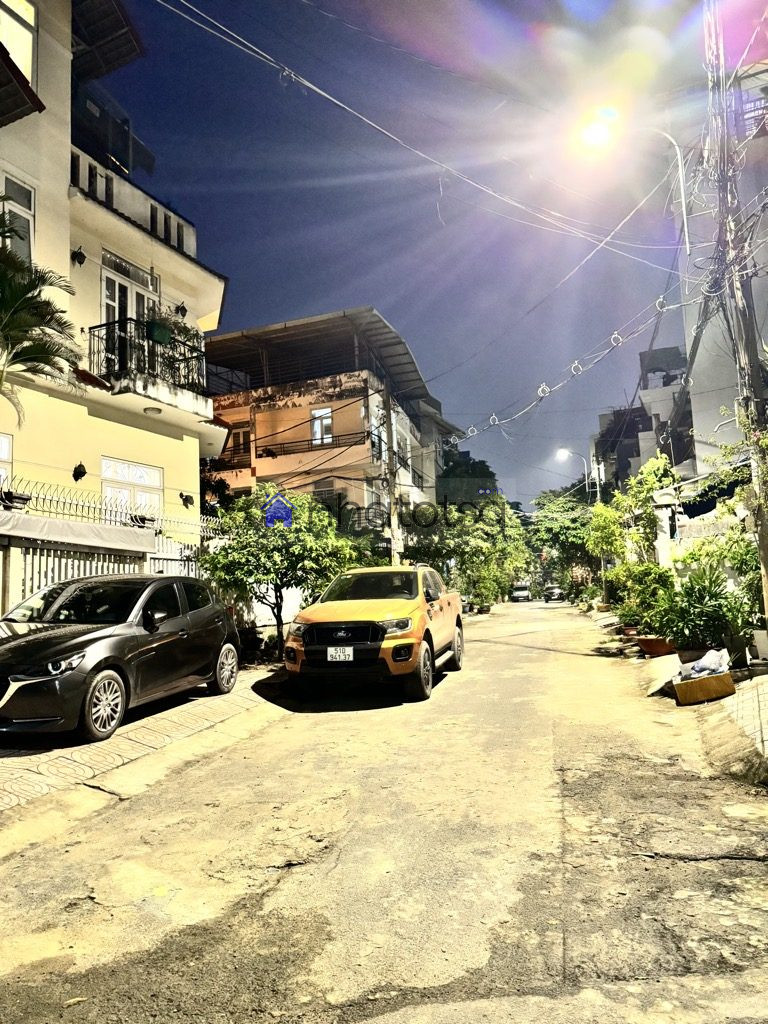 HẺM NHỰA 8M XE HƠI THÔNG - NHÀ ĐẸP KHU DÂN TRÍ.