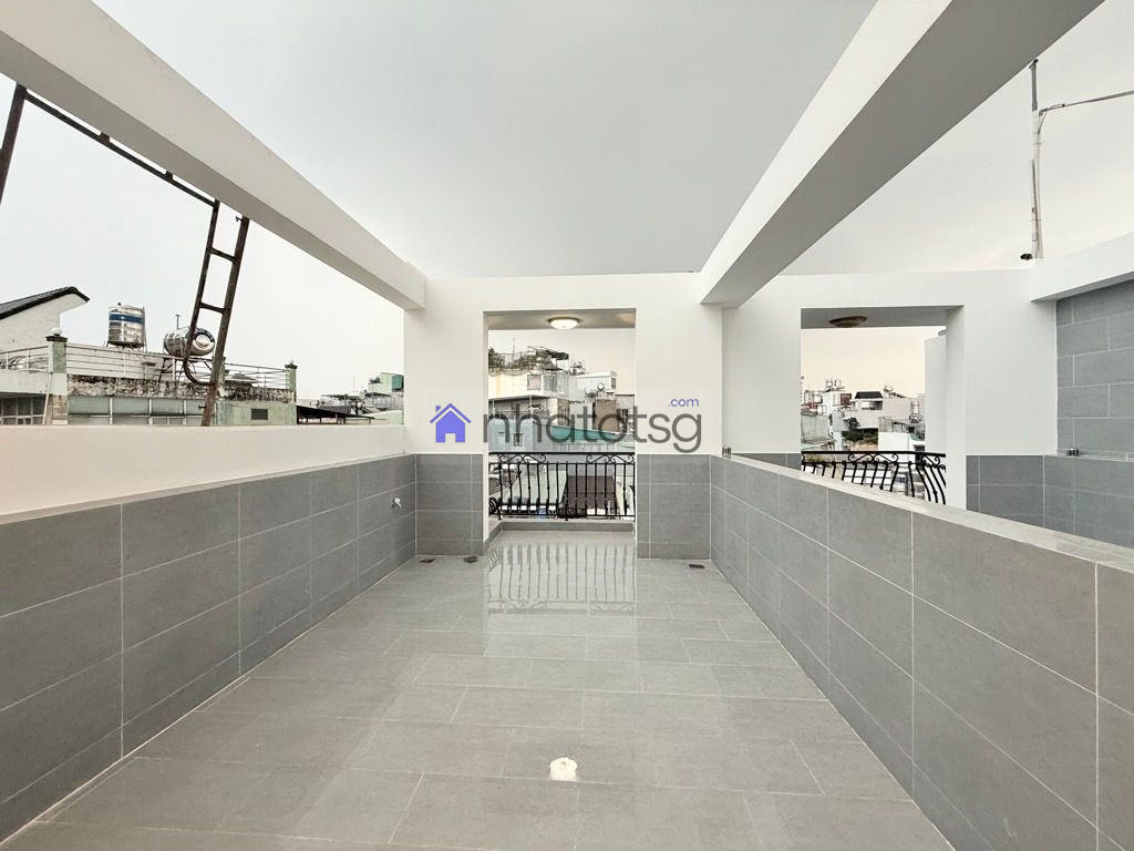 FULL NỘI THẤT. KHÔNG LỘ GIỚI, HOÀN CÔNG ĐỦ. NHÀ XÂY MỚI - CẠNH PHÚ NHUẬN.