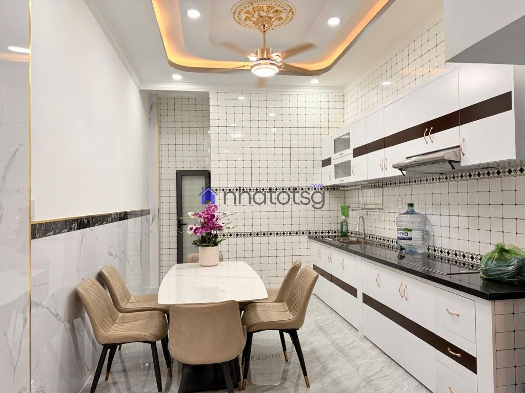 FULL NỘI THẤT. KHÔNG LỘ GIỚI, HOÀN CÔNG ĐỦ. NHÀ XÂY MỚI - CẠNH PHÚ NHUẬN.