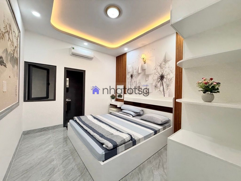 FULL NỘI THẤT. KHÔNG LỘ GIỚI, HOÀN CÔNG ĐỦ. NHÀ XÂY MỚI - CẠNH PHÚ NHUẬN.