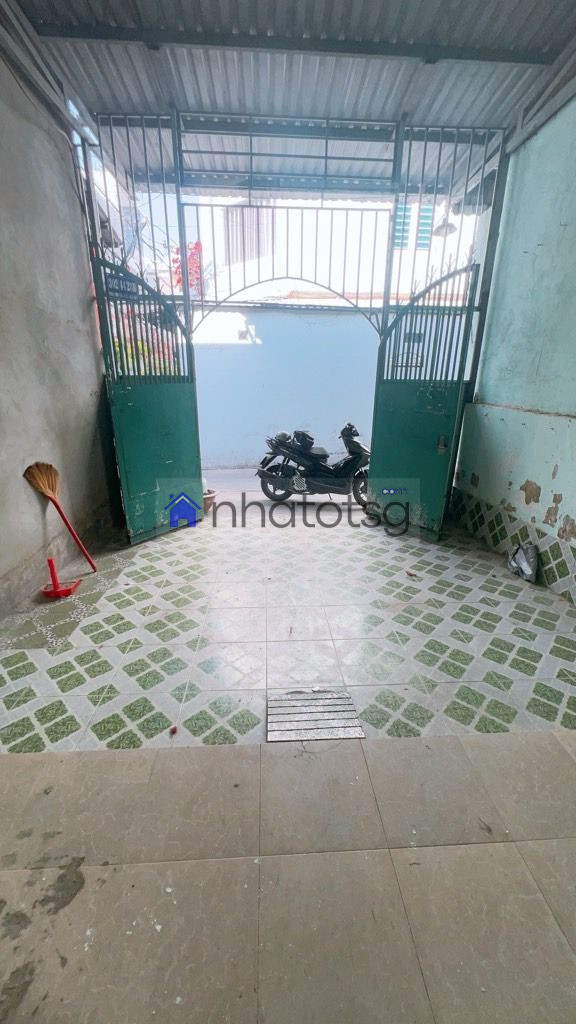 SIÊU RẺ  - NHÀ 2 TẦNG. (4 X 19M) - HXH THÔNG - GPXD 6 LẦU. 