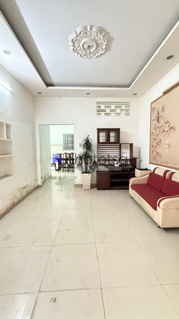 NHÀ 2 TẦNG BTCT -  NỞ HẬU THOÁNG MÁT - HẺM 3M CÁCH 1 CĂN RA HẺM XE TẢI.