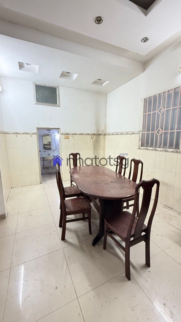 NHÀ 2 TẦNG BTCT -  NỞ HẬU THOÁNG MÁT - HẺM 3M CÁCH 1 CĂN RA HẺM XE TẢI.