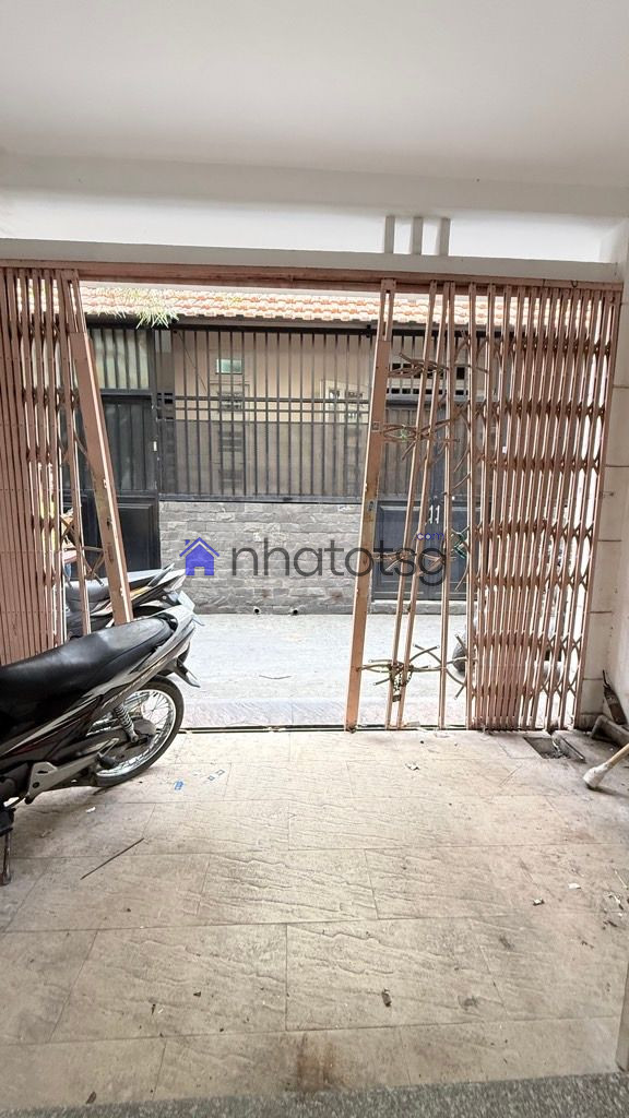 NHÀ 2 TẦNG BTCT -  NỞ HẬU THOÁNG MÁT - HẺM 3M CÁCH 1 CĂN RA HẺM XE TẢI.