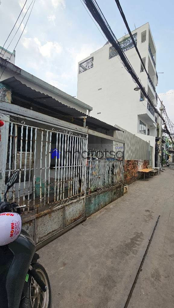 Nhà Cấp 4, hẻm thoáng, an ninh, dân trí.