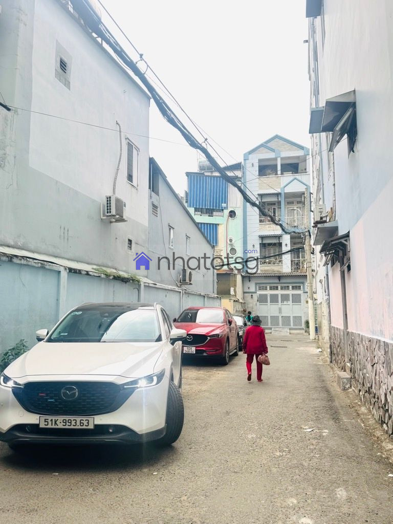 NHÀ ĐẸP Ở LIỀN - XE HƠI ĐẬU CỬA.