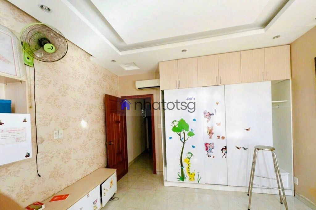 GẦN MẶT TIỀN. HẺM XE HƠI. NGANG 4M VUÔNG CỰC ĐẸP - KHU CAO TẦNG.