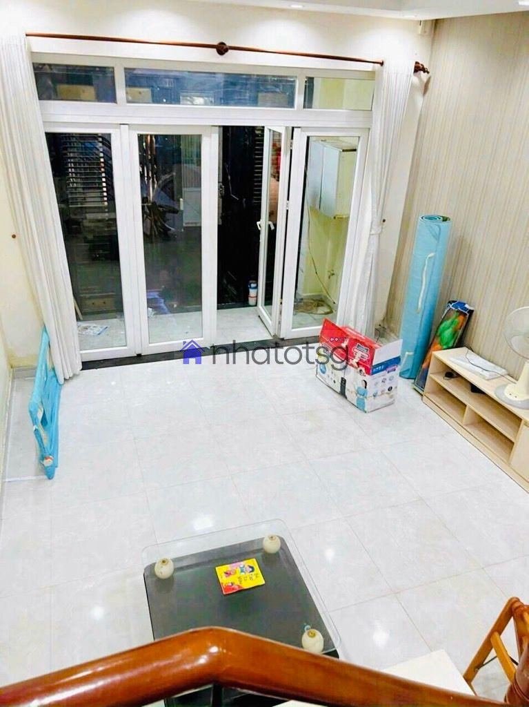 GẦN MẶT TIỀN. HẺM XE HƠI. NGANG 4M VUÔNG CỰC ĐẸP - KHU CAO TẦNG.