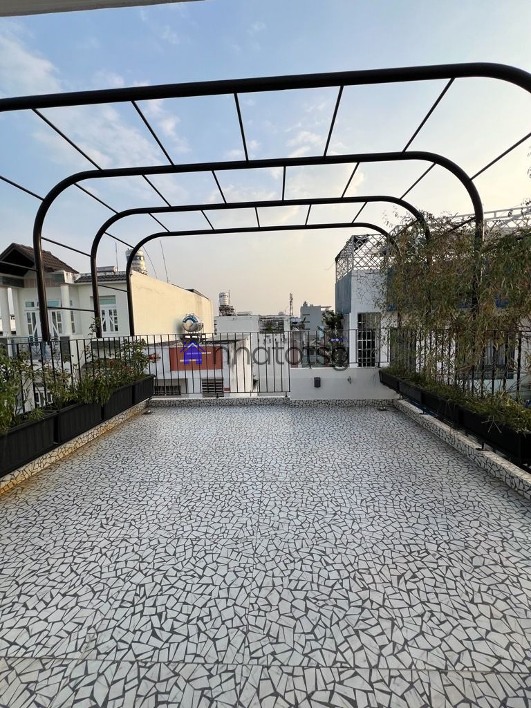 QUA SÂN BAY 10P - HẺM THÔNG - TẶNG FULL NỘI THẤT CAO CẤP