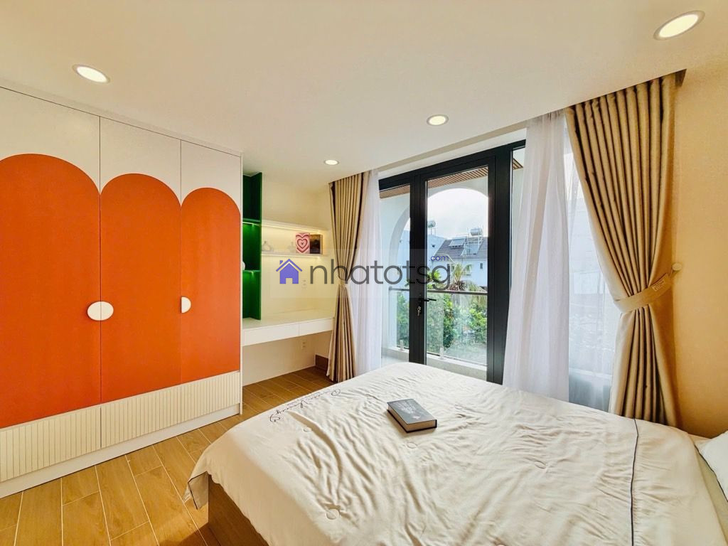 HẺM XE HƠI THÔNG - 1 CĂN RA MẶT TIỀN NGUYỄN VĂN KHỐI - 4 TẦNG SÂN THƯỢNG - FULL NỘI THẤT.