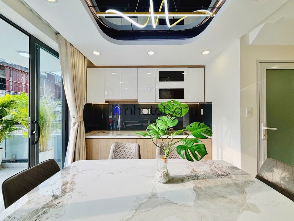 HẺM XE HƠI THÔNG - 1 CĂN RA MẶT TIỀN NGUYỄN VĂN KHỐI - 4 TẦNG SÂN THƯỢNG - FULL NỘI THẤT.