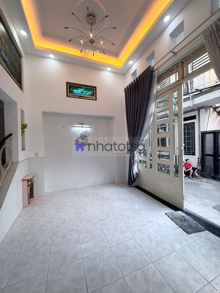 HẺM OTO - NGANG KHỦNG 5m - 3 TẦNG BTCT - NHÀ MỚI ĐẸP.