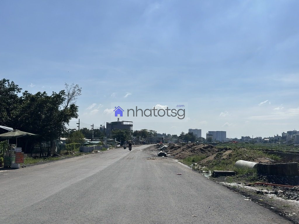 LÔ ĐẤT DIỆN TÍCH ĐẸP - HẺM XE HƠI 1 TRỤC ĐƯỜNG BỜ KÈ SÔNG VÀM THUẬN