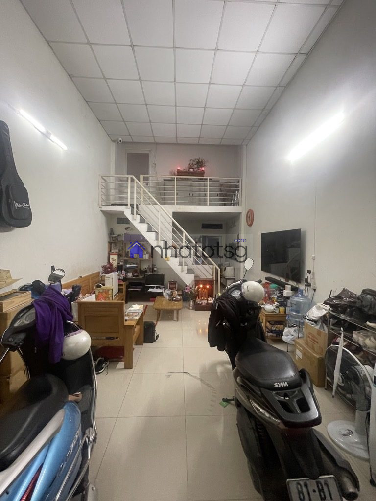 KHU PHÂN LÔ - NGAY CÔNG VIÊN LÀNG HOA- HXH TỚI NHÀ - HOÀN CÔNG