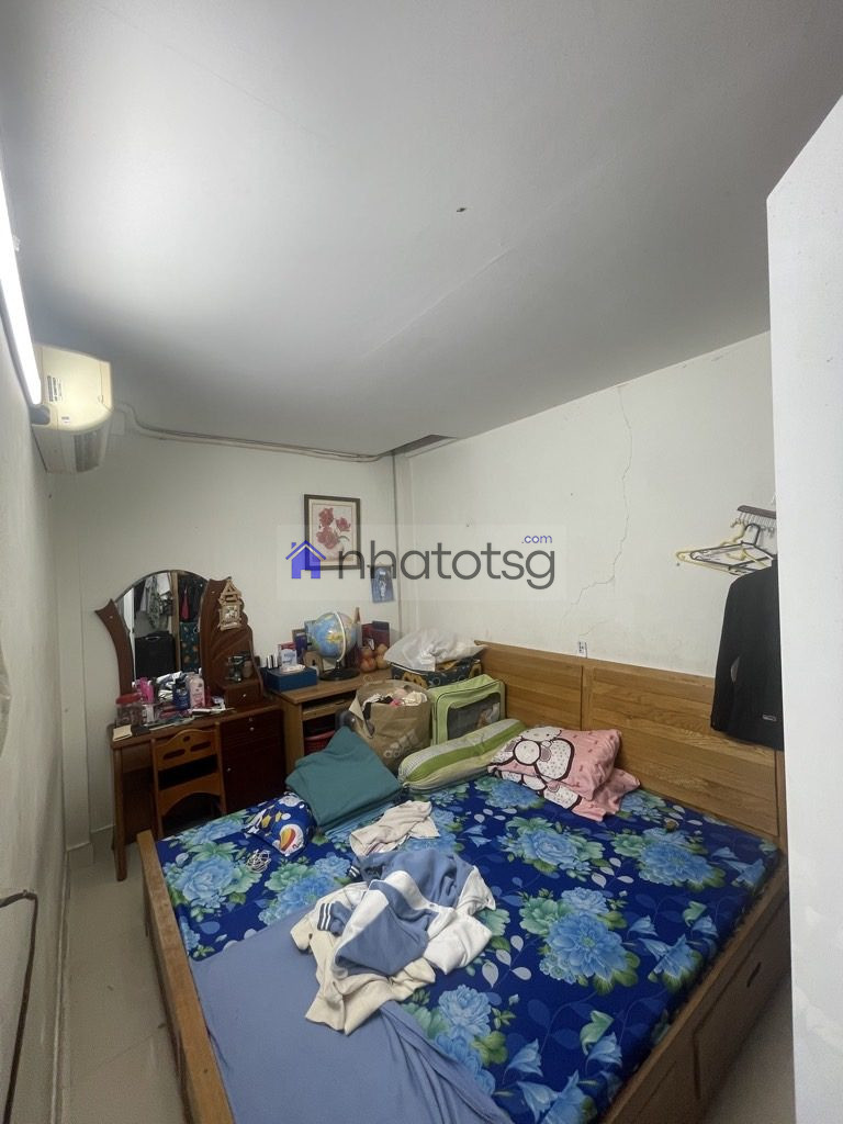 KHU PHÂN LÔ - NGAY CÔNG VIÊN LÀNG HOA- HXH TỚI NHÀ - HOÀN CÔNG