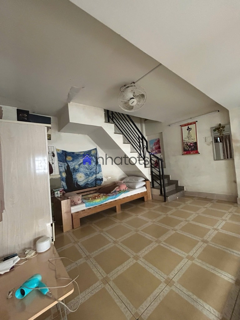 NGAY CITYLAND - GẦN HẺM XE HƠI - 3 TẦNG.