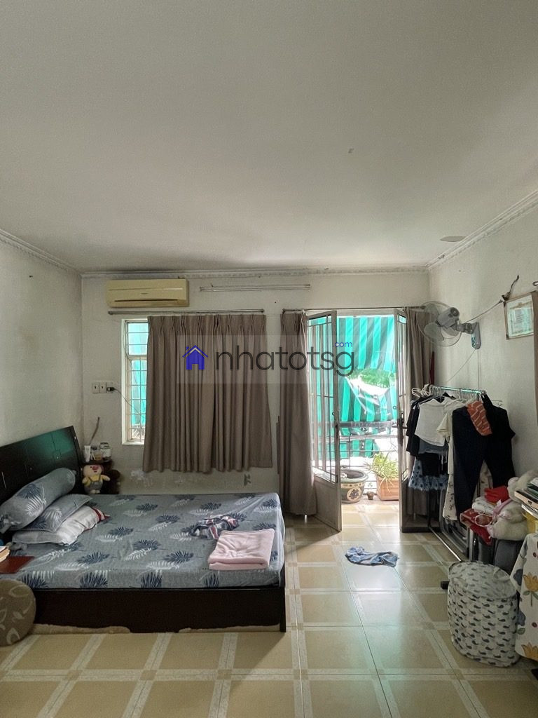 NGAY CITYLAND - GẦN HẺM XE HƠI - 3 TẦNG.