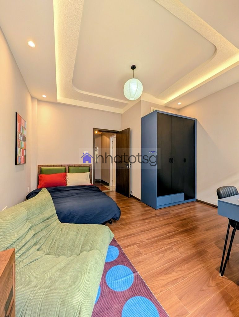 4 TẦNG - XE HƠI NGỦ NHÀ - KHU DÂN TRÍ CAO PHÂN LÔ ĐỒNG BỘ.