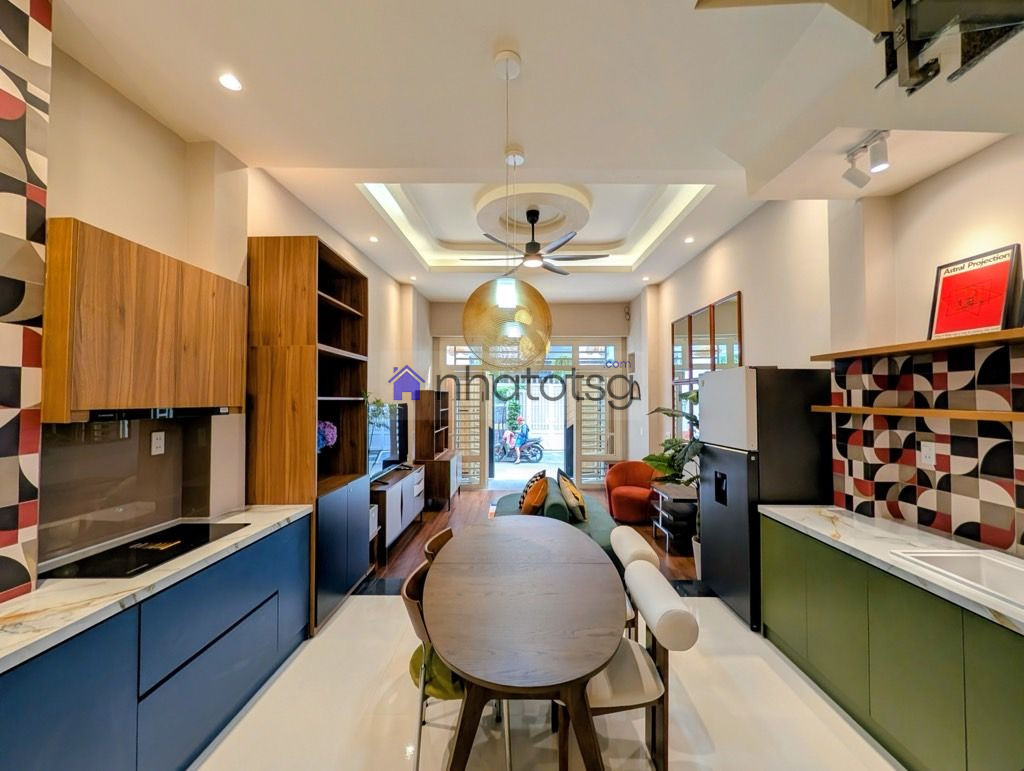 4 TẦNG - XE HƠI NGỦ NHÀ - KHU DÂN TRÍ CAO PHÂN LÔ ĐỒNG BỘ.