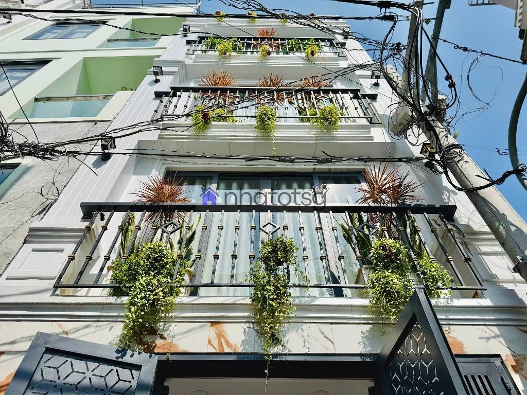 NHÀ ĐẸP ĐÓN TẾT 5 TẦNG BTCT. VỊ TRÍ TRUNG TÂM ( ĐÃ BÁN)