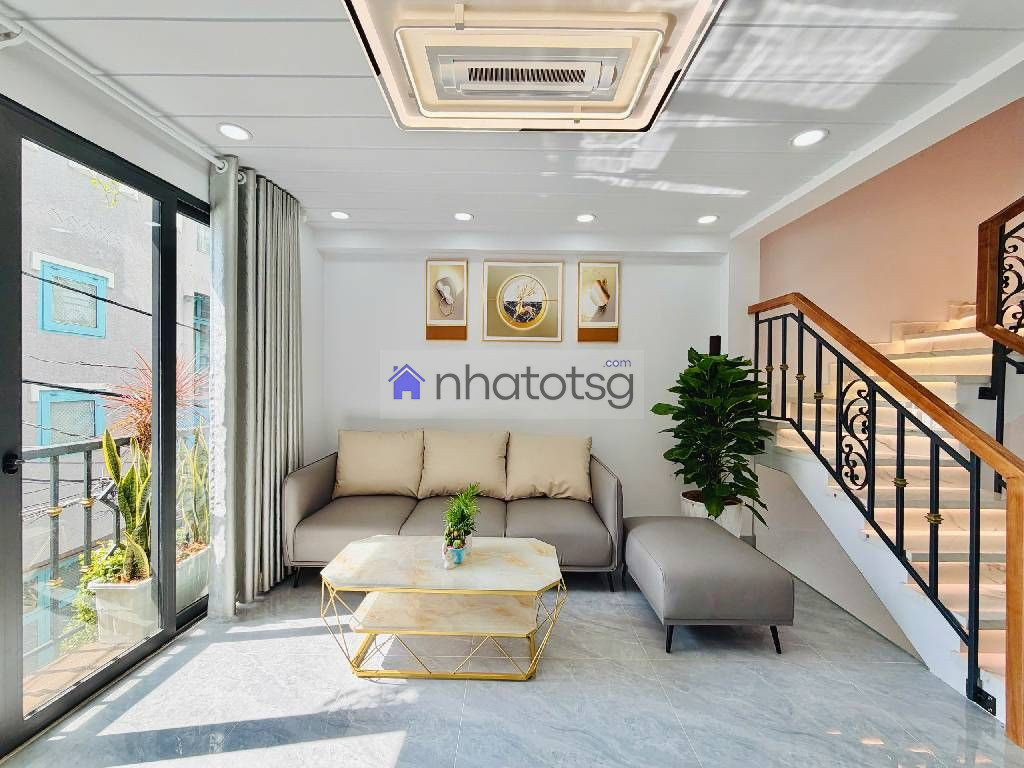 NHÀ ĐẸP ĐÓN TẾT 5 TẦNG BTCT. VỊ TRÍ TRUNG TÂM ( ĐÃ BÁN)