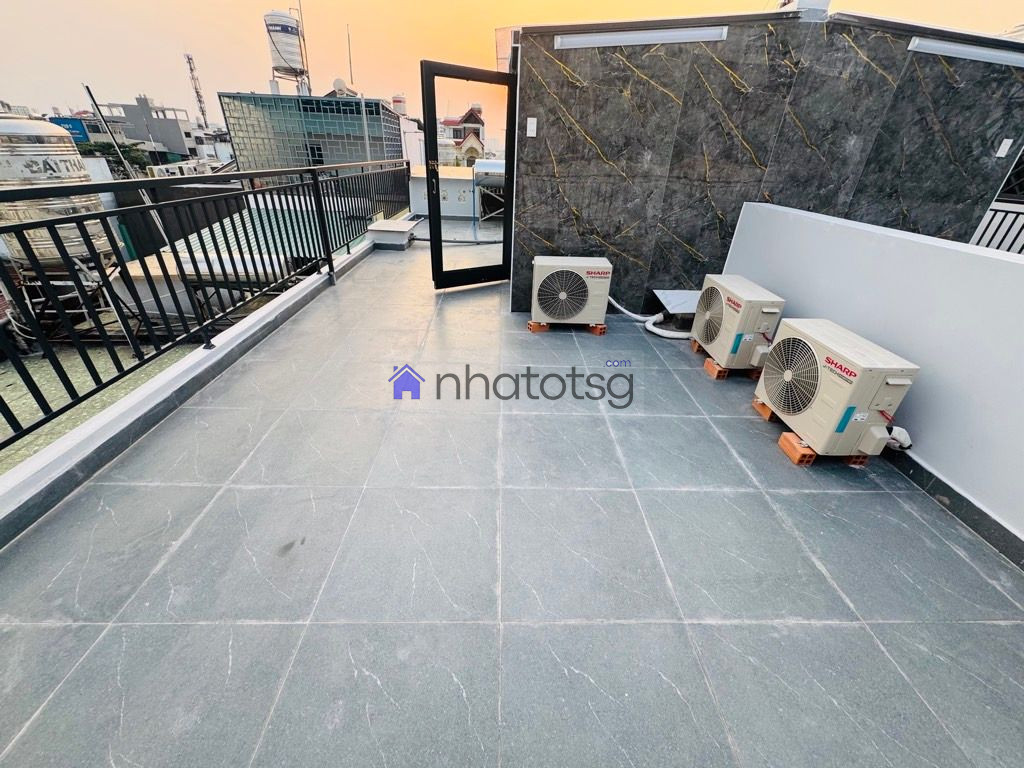 HẺM Ô TÔ. KHU AN NINH, DÂN TRÍ  - TẶNG FULL NỘI THẤT XỊN.