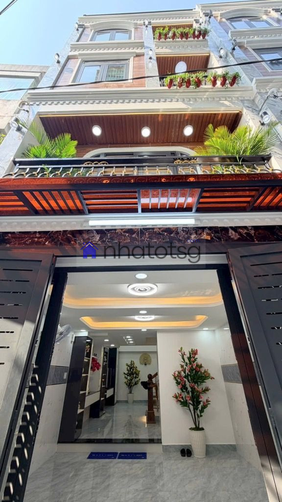 HẺM Ô TÔ. KHU AN NINH, DÂN TRÍ  - TẶNG FULL NỘI THẤT XỊN.