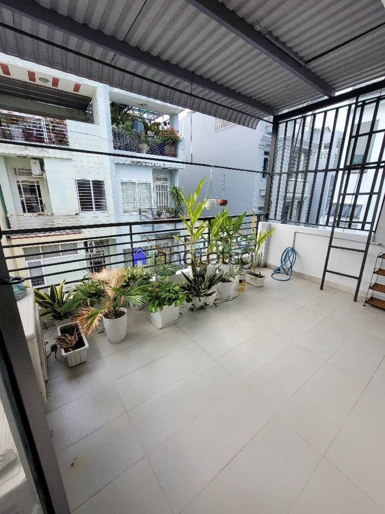 Hẻm xe hơi gần mặt tiền Đường Số 8, thông Lê Văn Thọ, Thống Nhất, Nguyễn Văn Khối , Phạm Văn Chiêu, với công viên Làng Hoa.